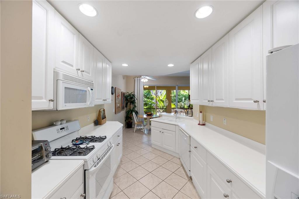3955 Deer Crossing Ct 103 Property Photo 14