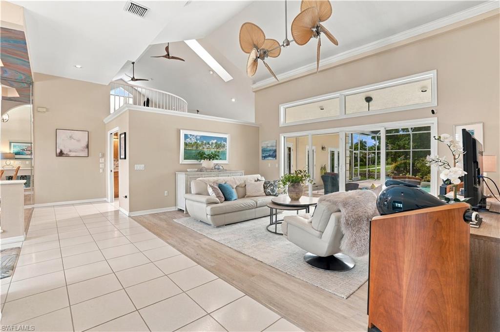 9761 Treasure Cay Ln Property Photo 3
