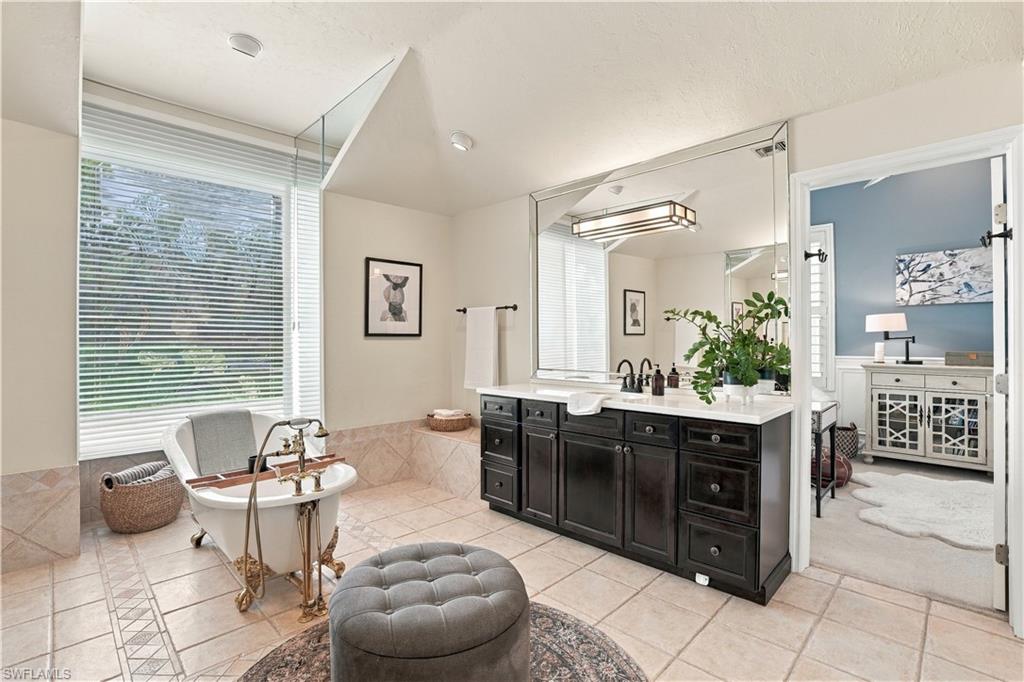 9761 Treasure Cay Ln Property Photo 28