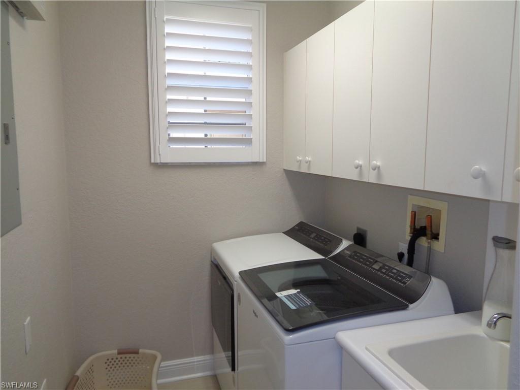 558 Vintage Reserve Ln B Property Photo 24