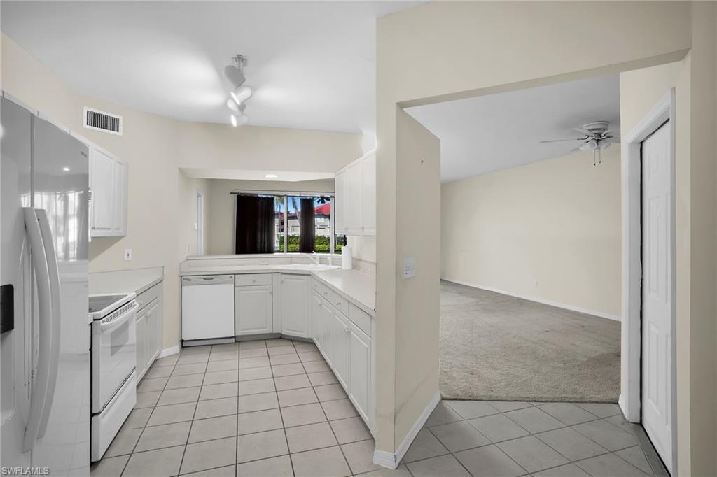 226032063 Property Photo 3