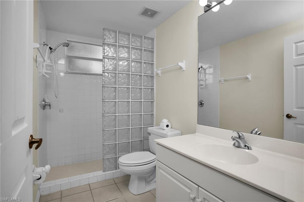 226032063 Property Photo 24
