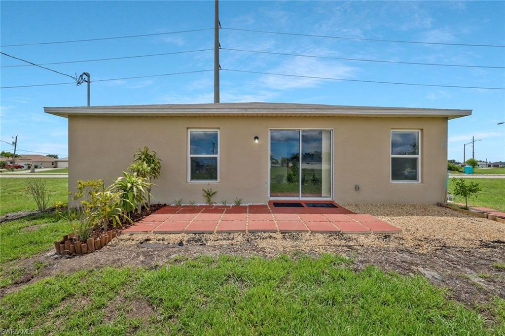 2426 Santabarbara Blvd N Property Photo 17