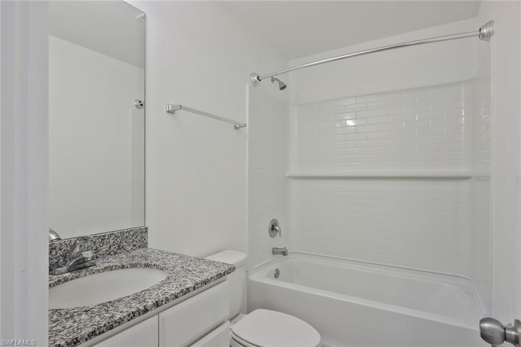2426 Santabarbara Blvd N Property Photo 24