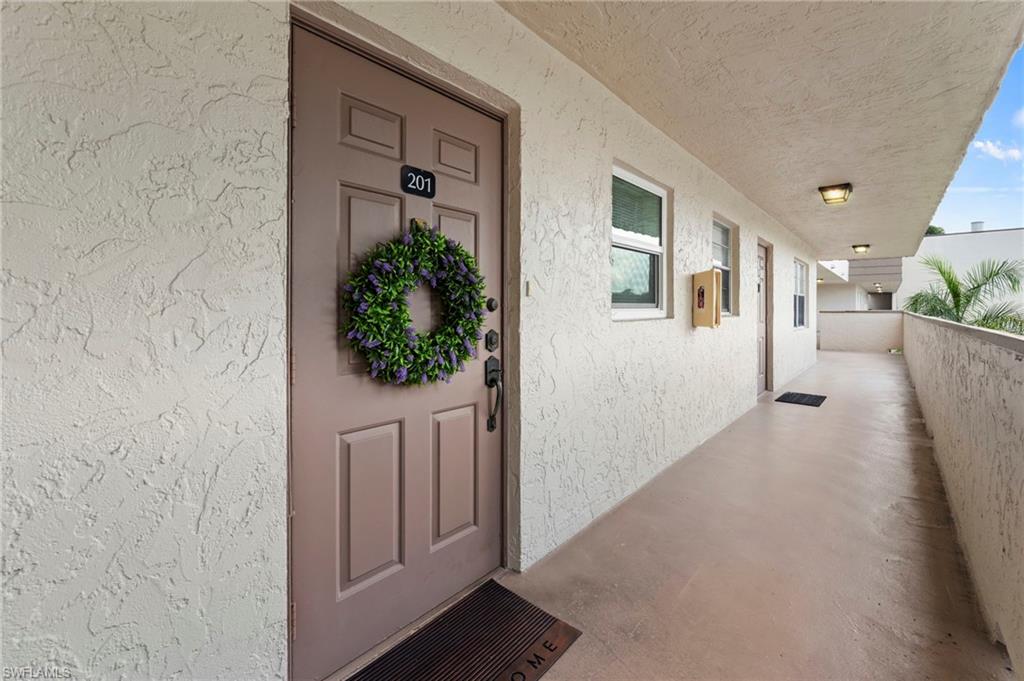 499 Forest Lakes Blvd 201 Property Photo 2