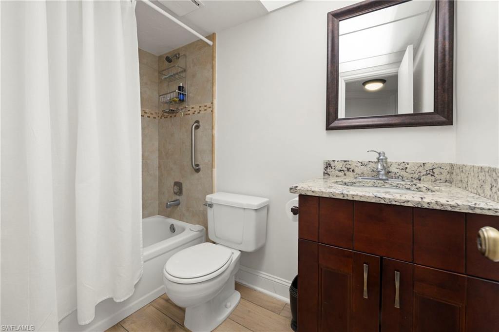 499 Forest Lakes Blvd 201 Property Photo 9