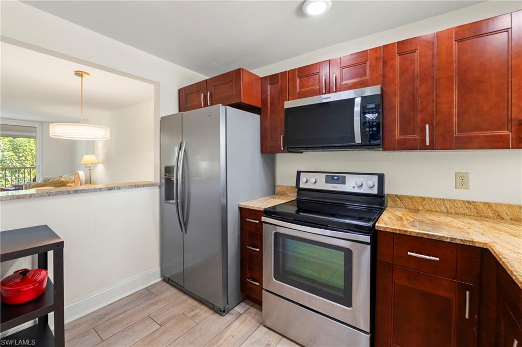 499 Forest Lakes Blvd 201 Property Photo 15
