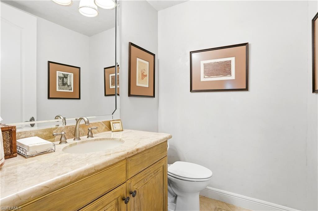 587 Avellino Isles Cir 101 Property Photo 20