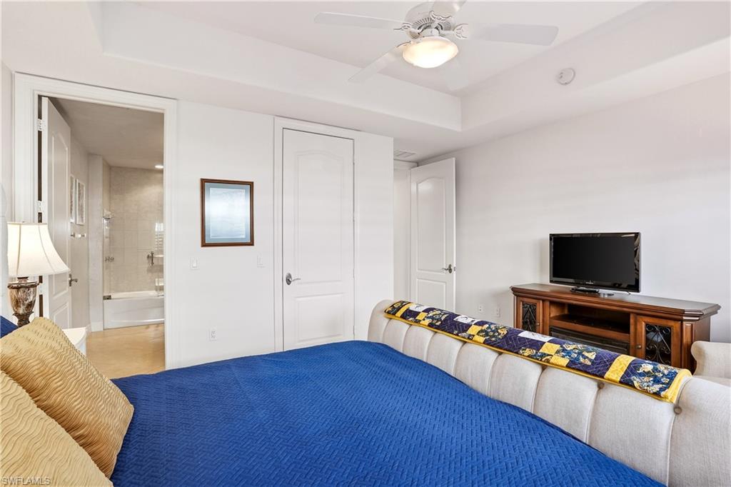 587 Avellino Isles Cir 101 Property Photo 31