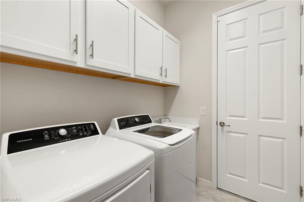 5997 Berwick Ln Property Photo 23