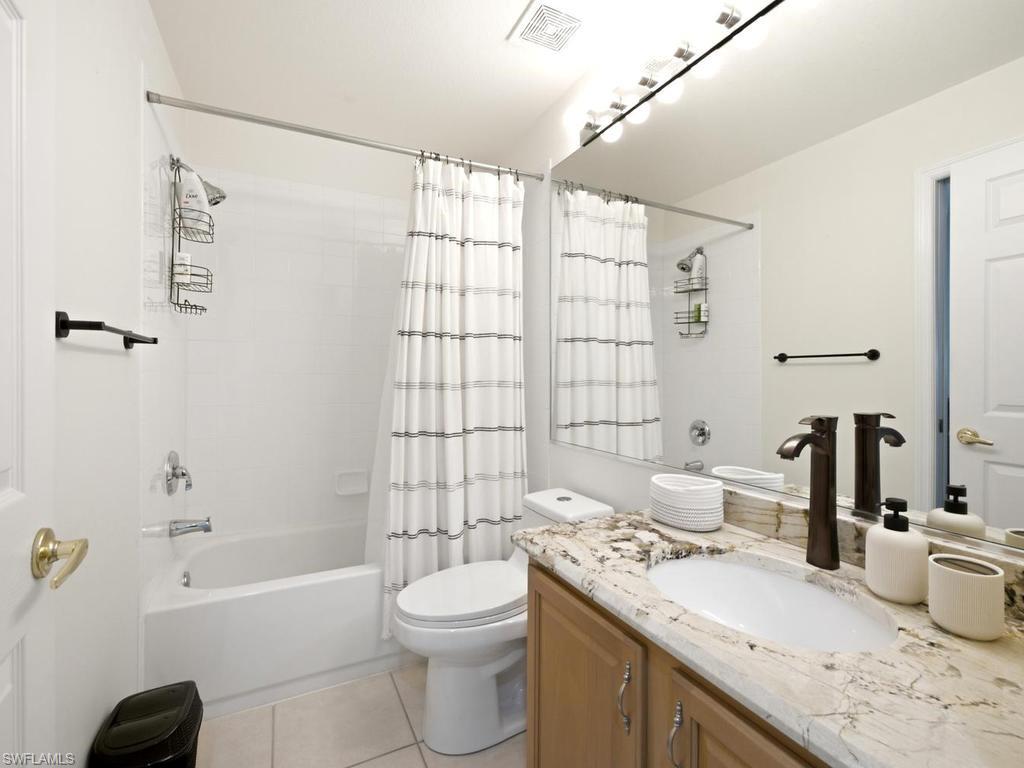 9980 Isola Way Property Photo 10