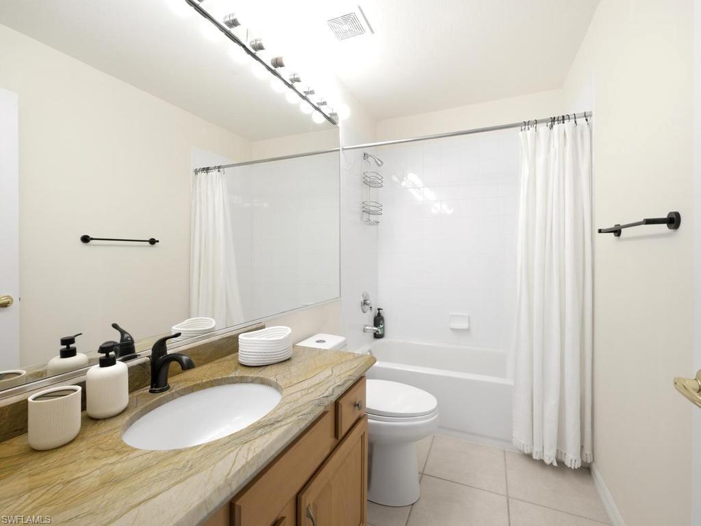 9980 Isola Way Property Photo 12
