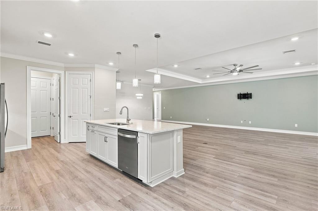 28140 Captiva Shell Loop Property Photo 9