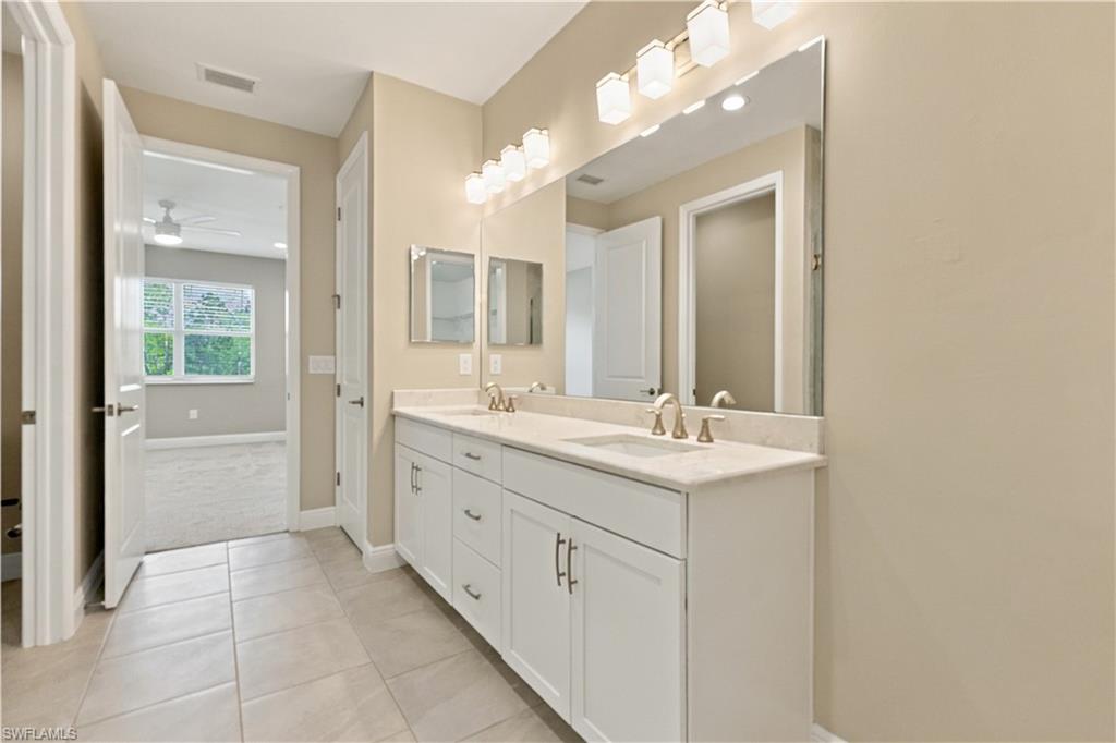 2626 Seychelles Cir 1405 Property Photo 10