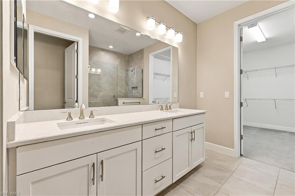 2626 Seychelles Cir 1405 Property Photo 11