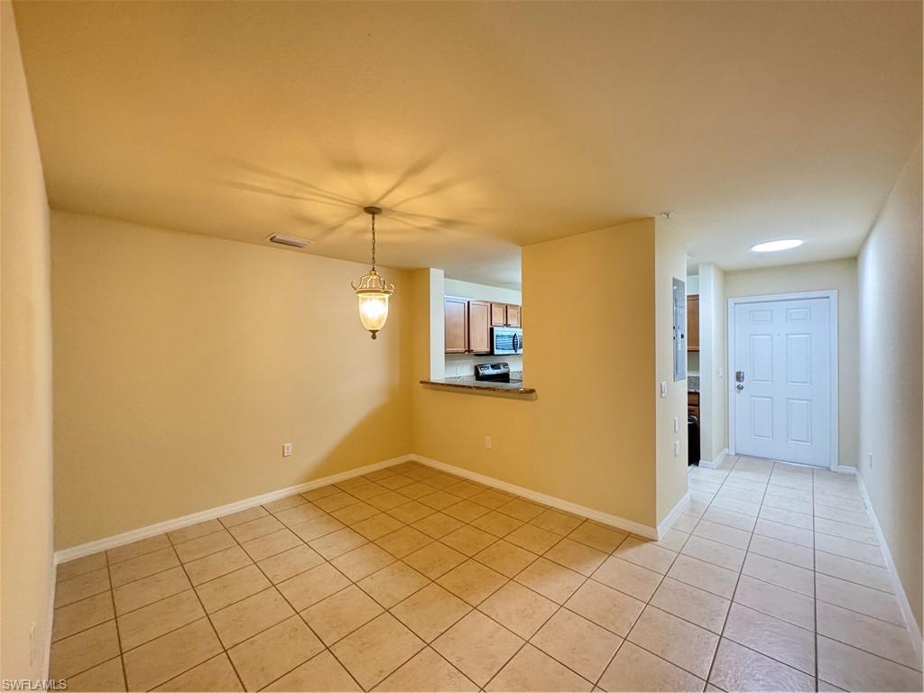 9077 Gervais Cir 904 Property Photo 6