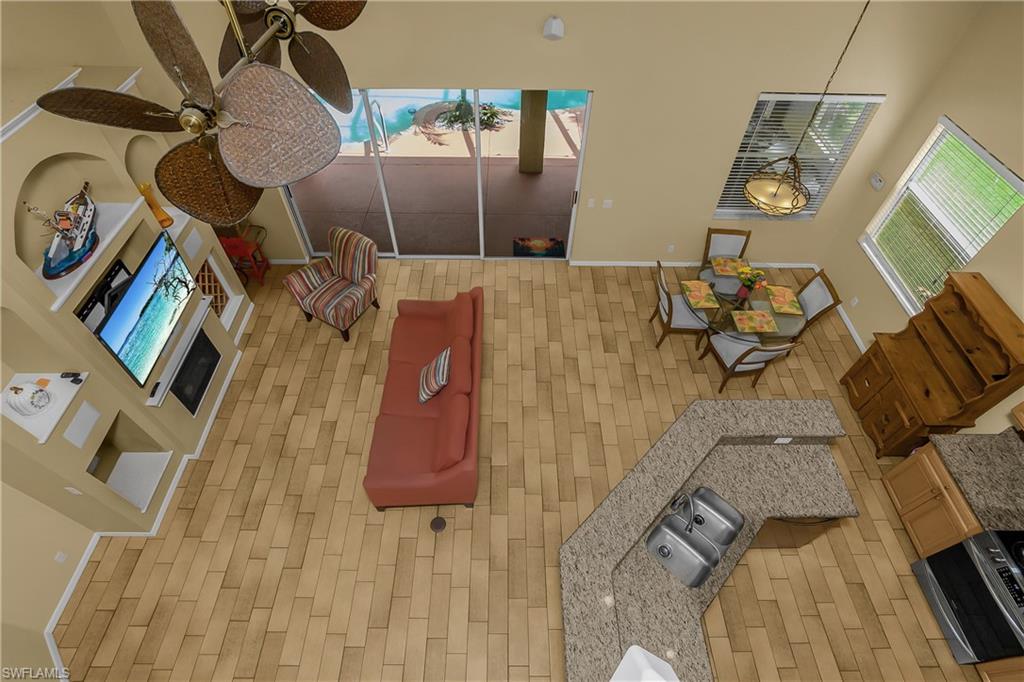 12835 Fox Hollow Cir Property Photo 7