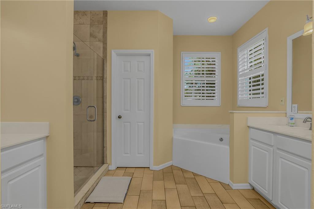 12835 Fox Hollow Cir Property Photo 27