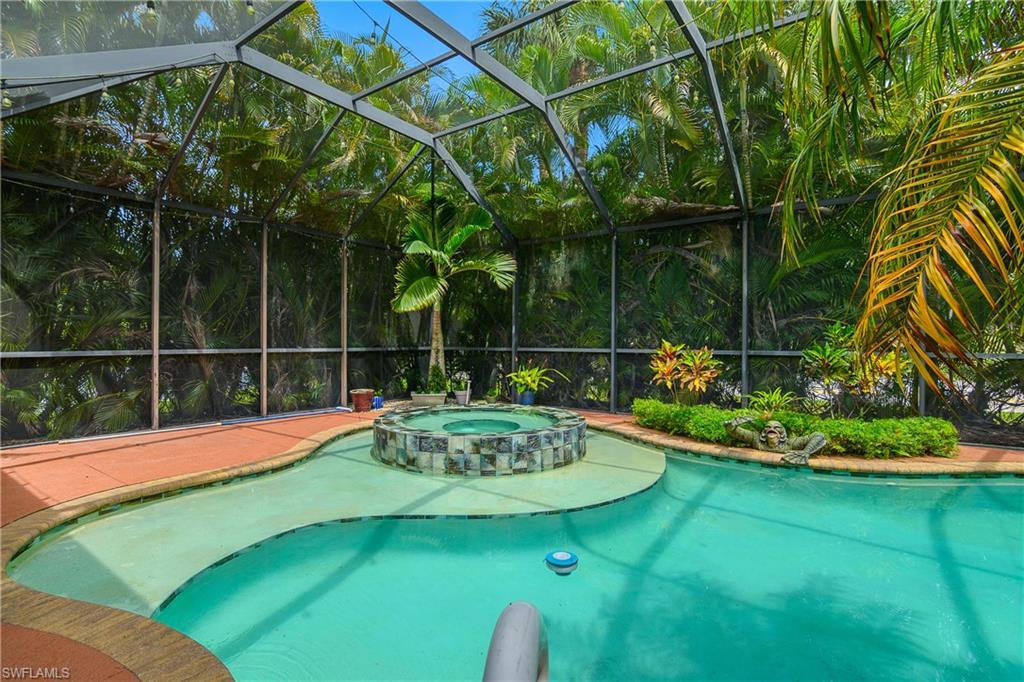 12835 Fox Hollow Cir Property Photo 39