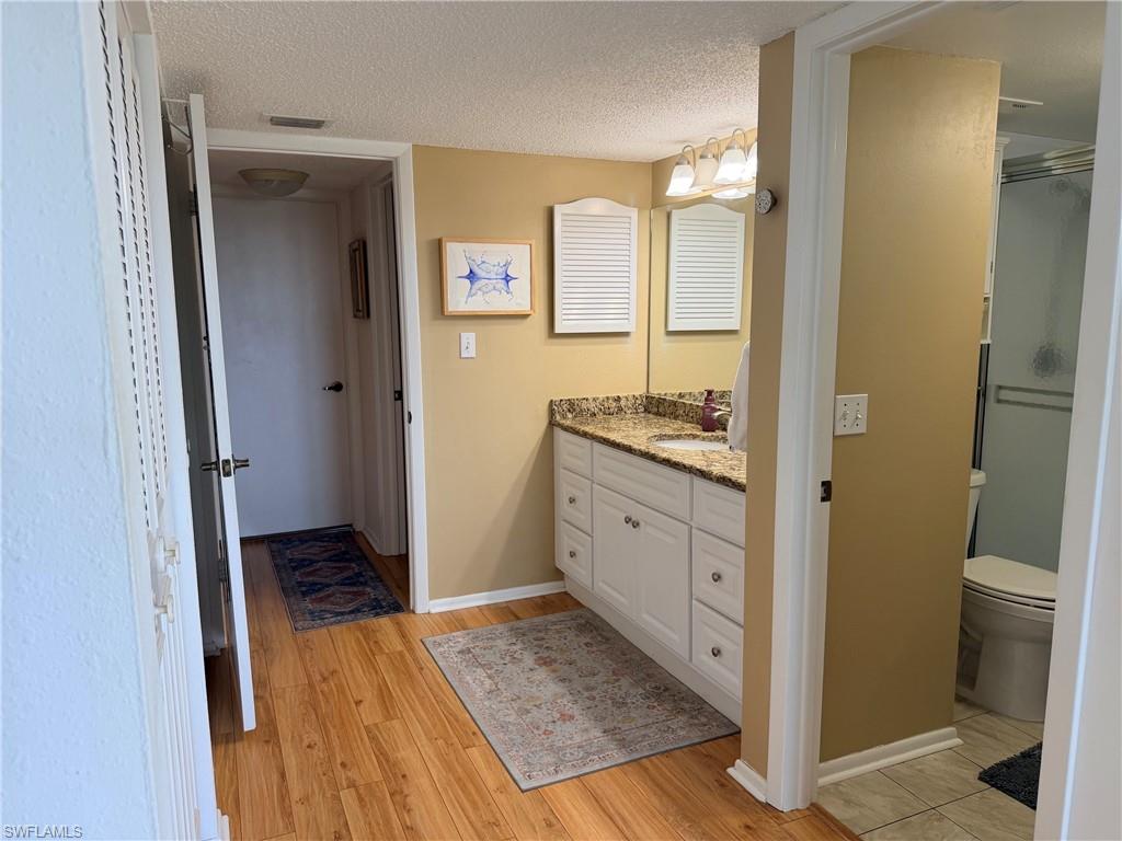 1660 Pine Valley Dr 402 Property Photo 12