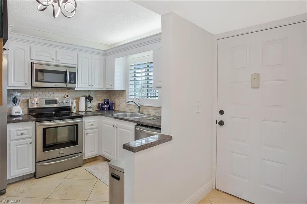 4318 27th Ct Sw 101 Property Photo 6