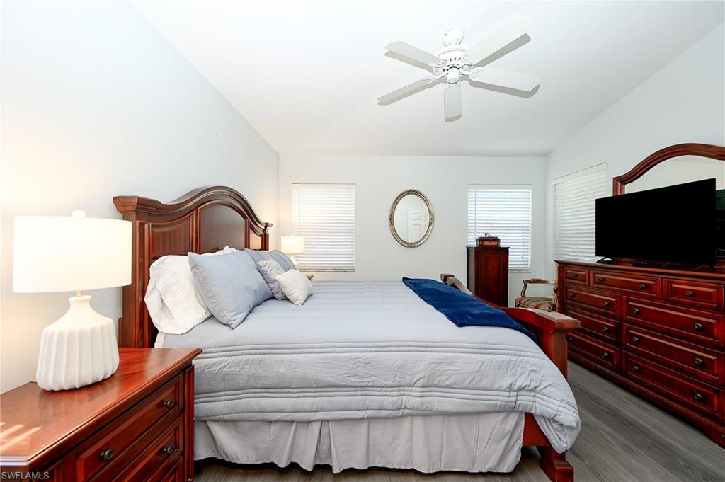 2460 Old Groves Rd E-201 Property Photo 17