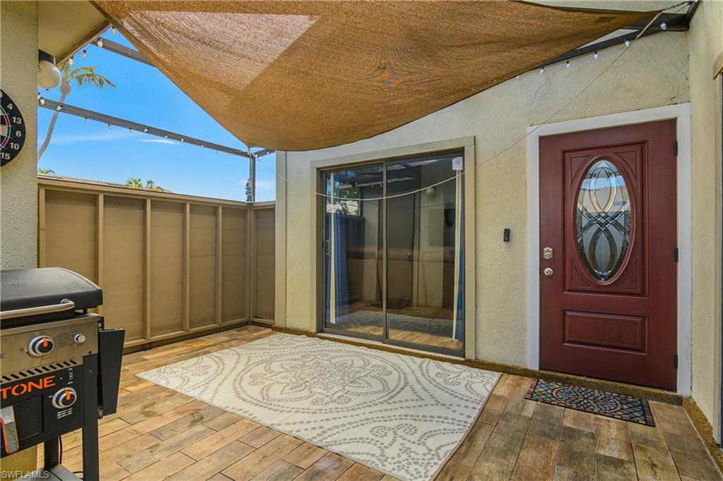 8381 Haven Ln Property Photo 2
