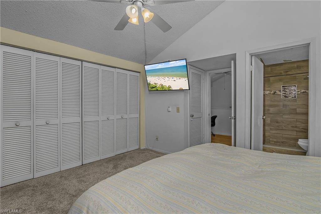 8381 Haven Ln Property Photo 6