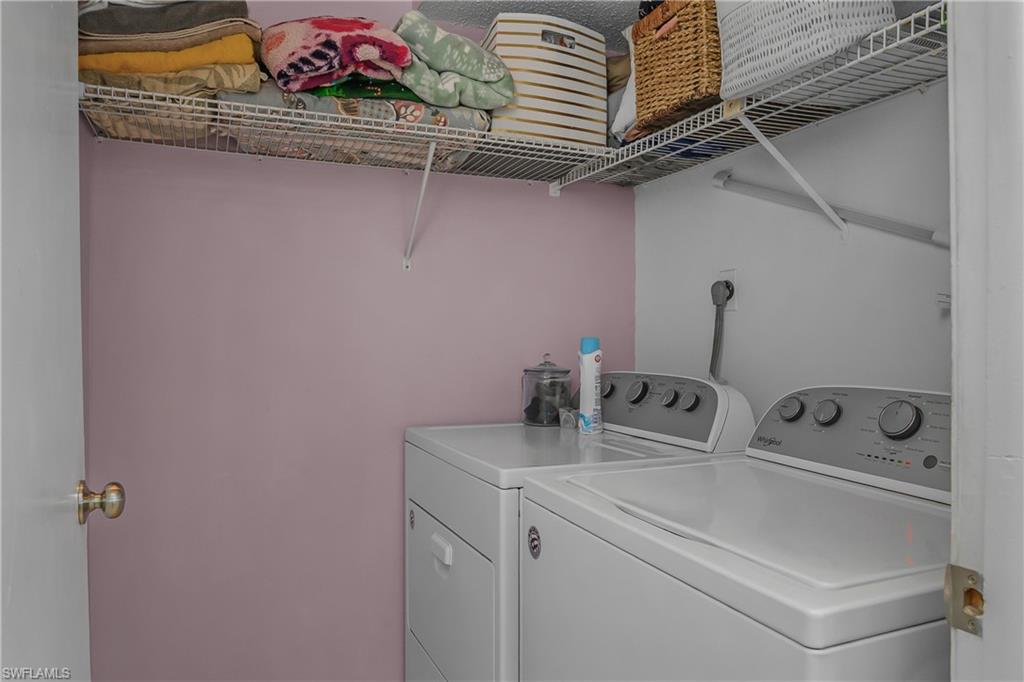 8381 Haven Ln Property Photo 9