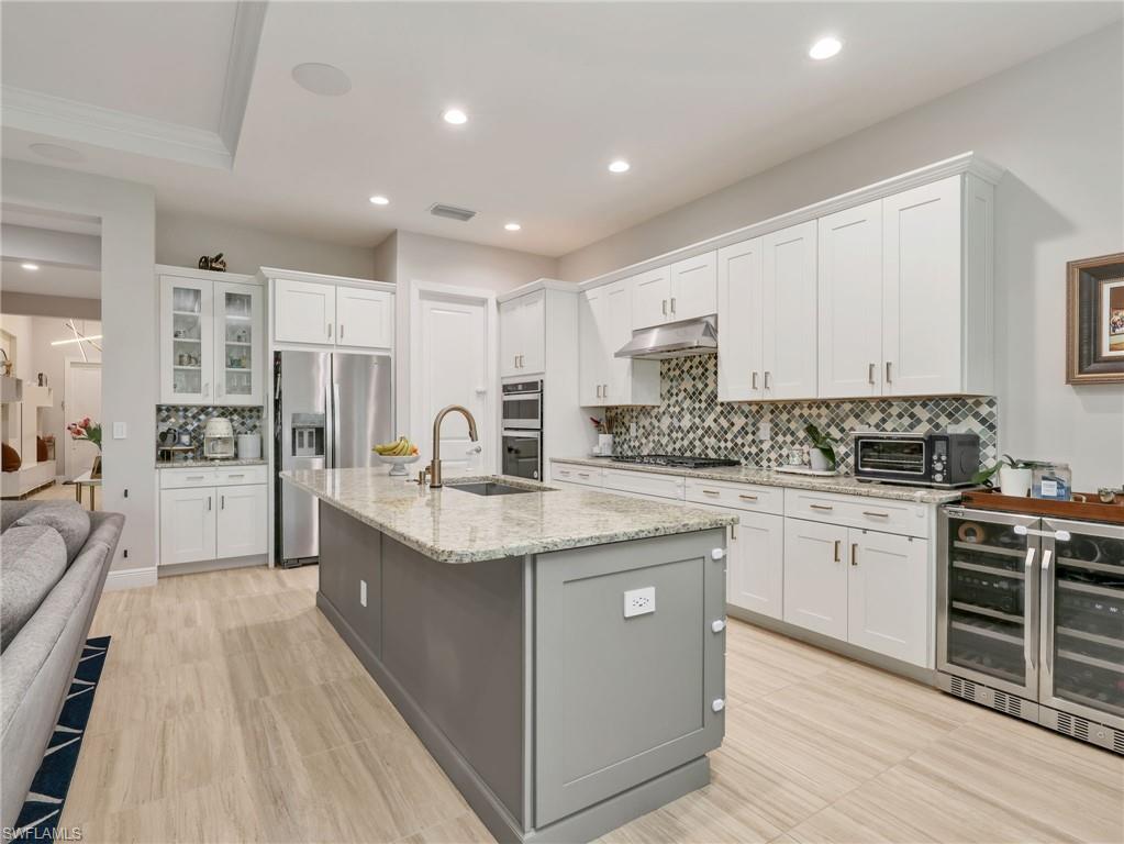 9078 Montserrat Dr Property Photo 6