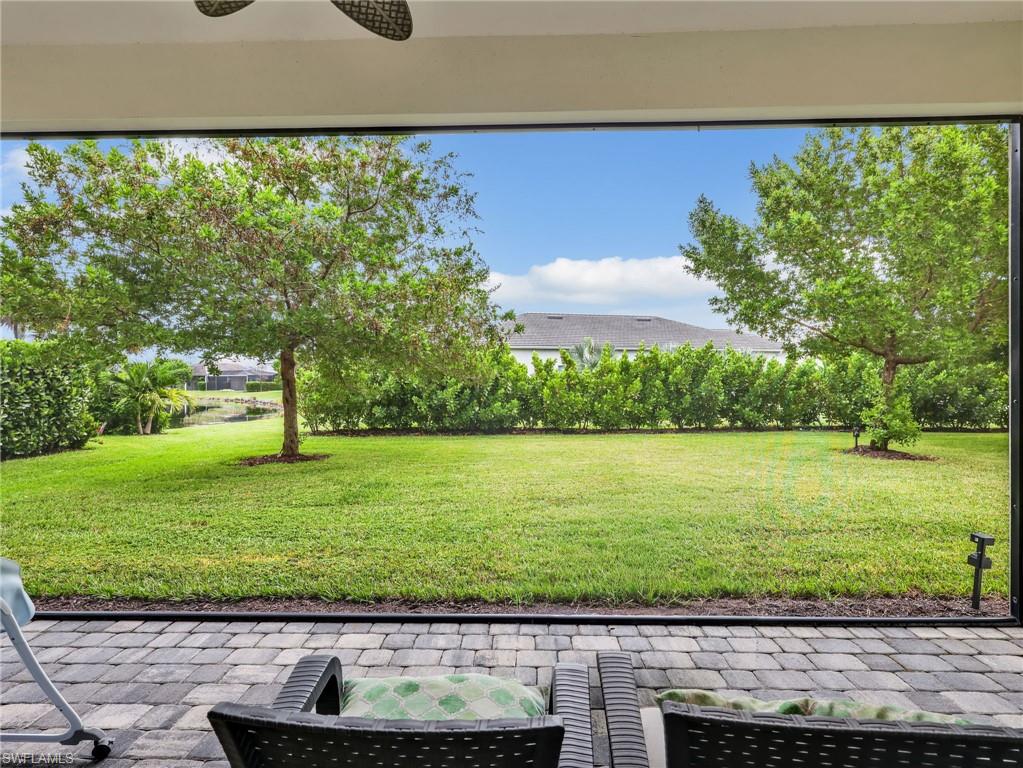 9078 Montserrat Dr Property Photo 26