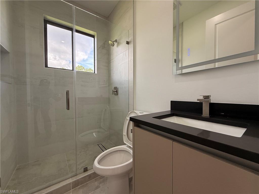 469 Woodman Dr Property Photo 11