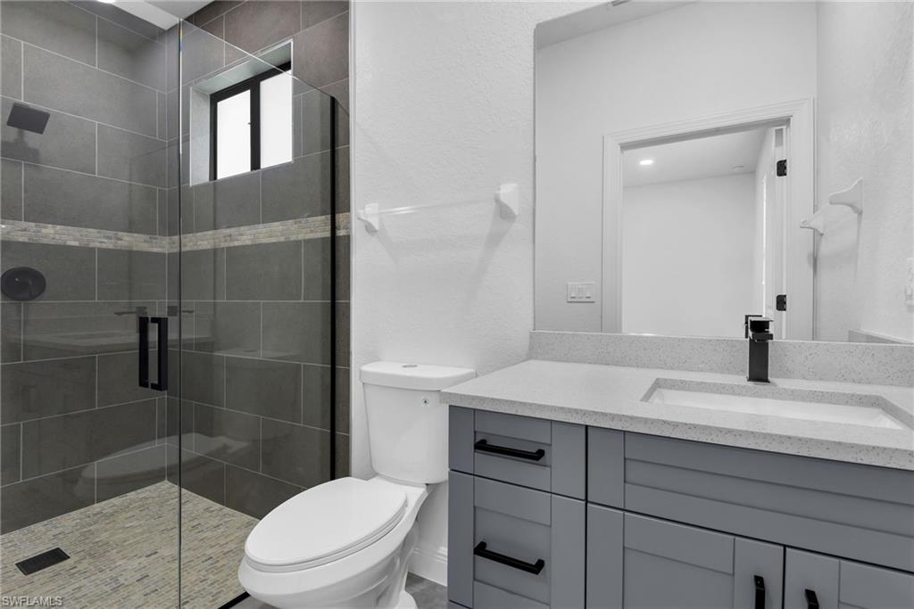 2625/2627 Sunniland Blvd Property Photo 12