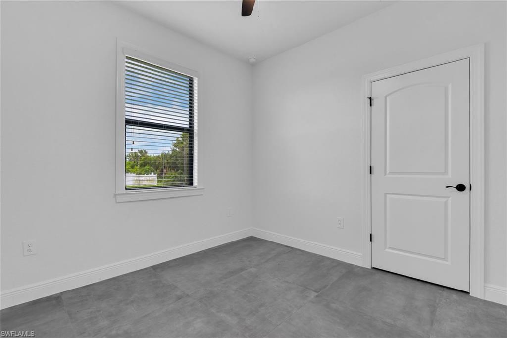 2625/2627 Sunniland Blvd Property Photo 18
