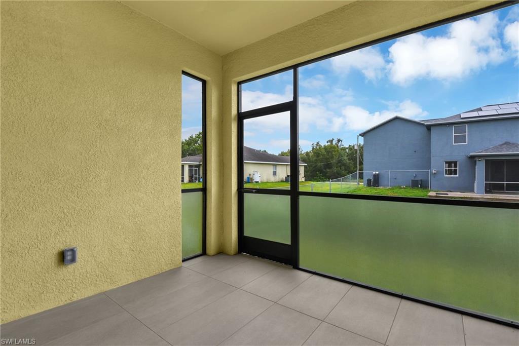 2625/2627 Sunniland Blvd Property Photo 25