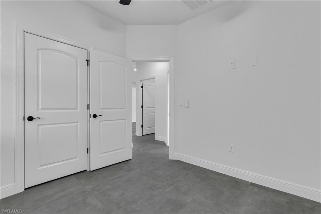 2625/2627 Sunniland Blvd Property Photo 39