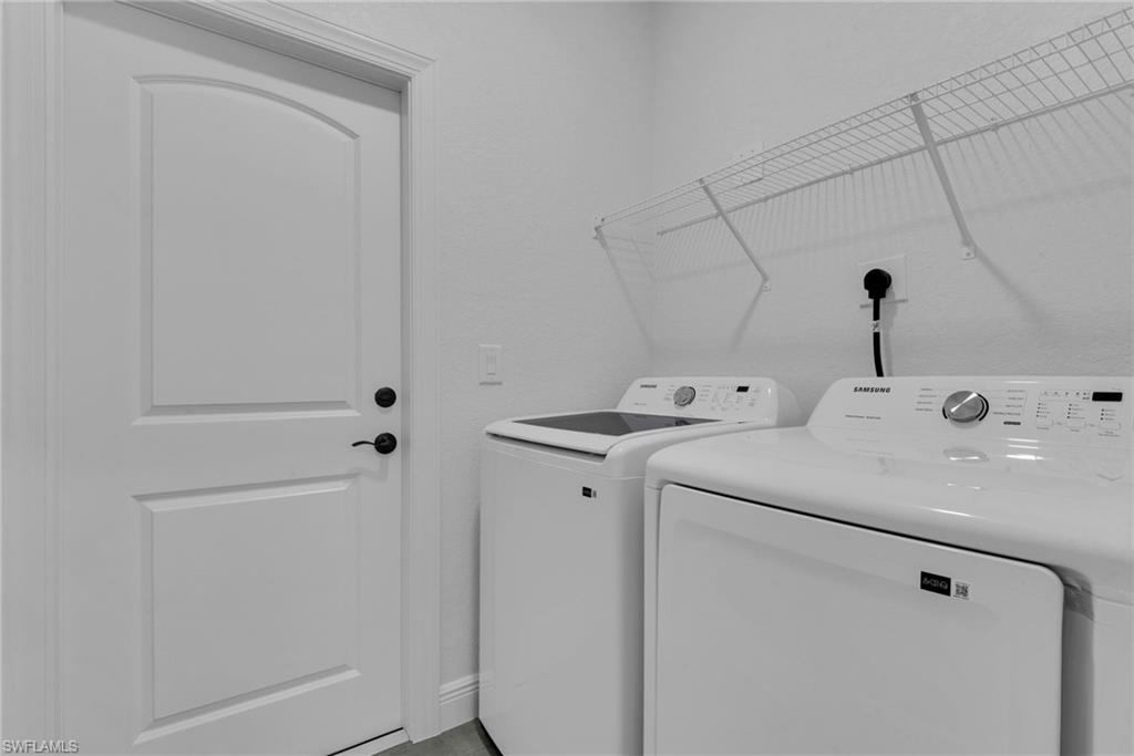 2625/2627 Sunniland Blvd Property Photo 40