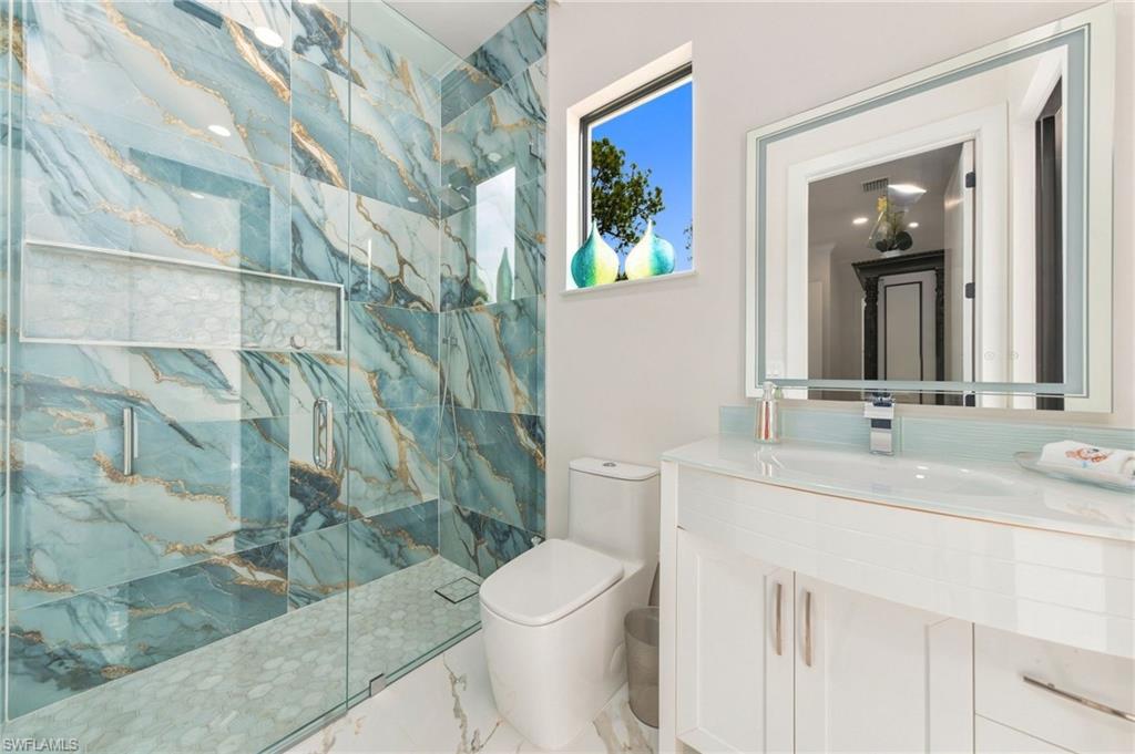 499 Golden Gate Blvd E Property Photo 25