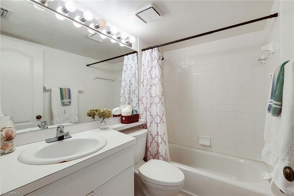 270 Collier Blvd 404 Property Photo 22