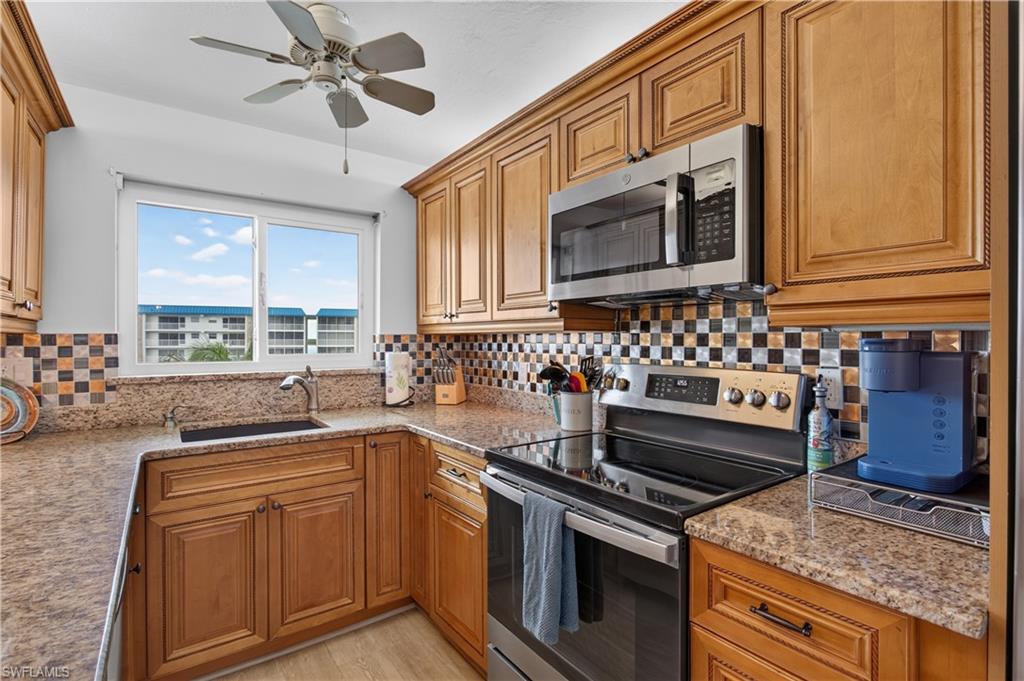 25750 Hickory Blvd 656 E Property Photo 5