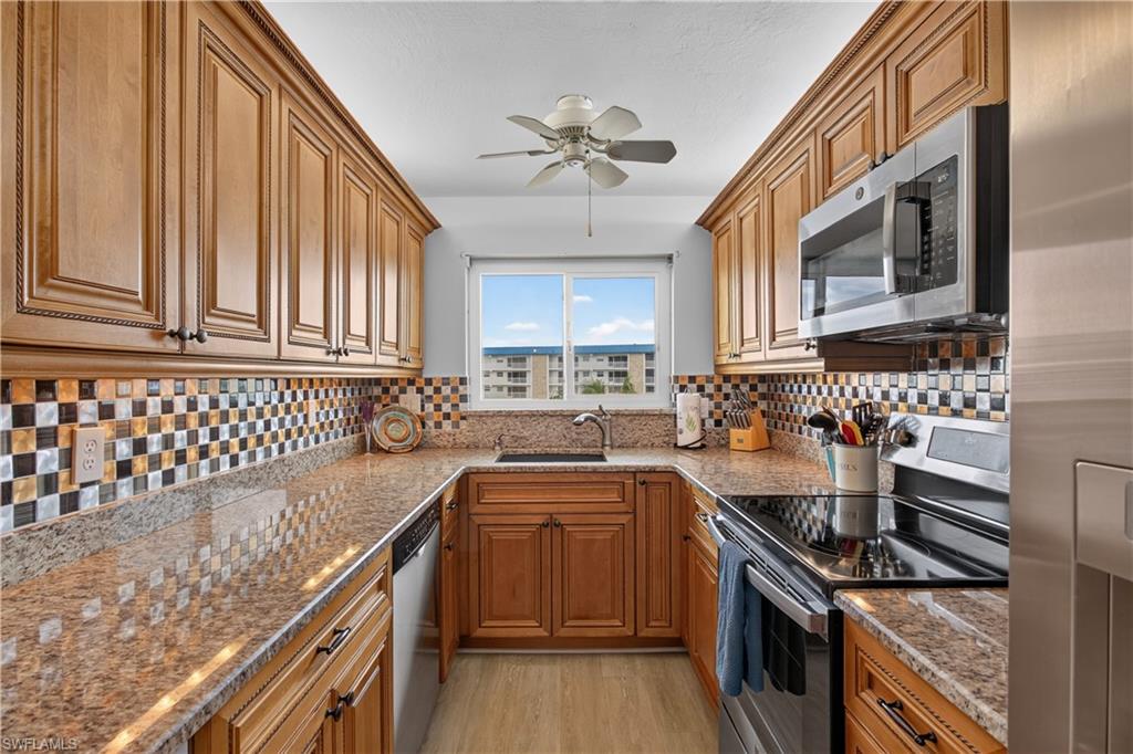 25750 Hickory Blvd 656 E Property Photo 7