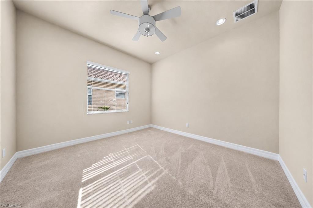 11292 Sparkleberry Dr Property Photo 7
