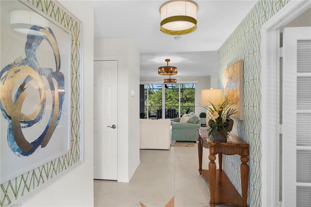269 Vintage Bay Dr C4 Property Photo 3