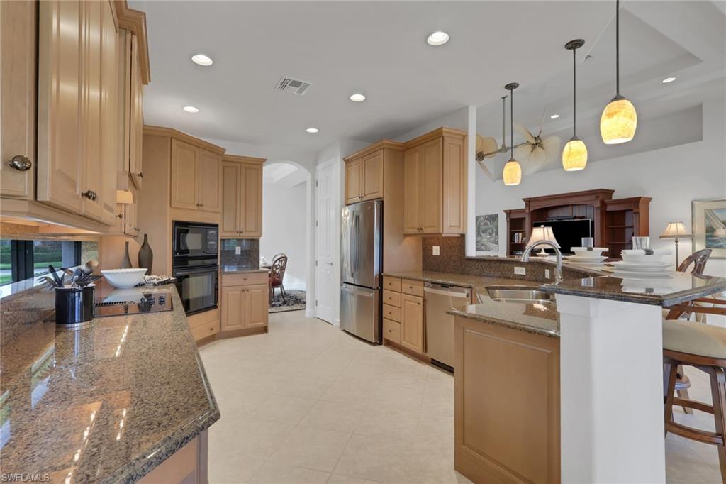 14061 Lavante Ct Property Photo 13