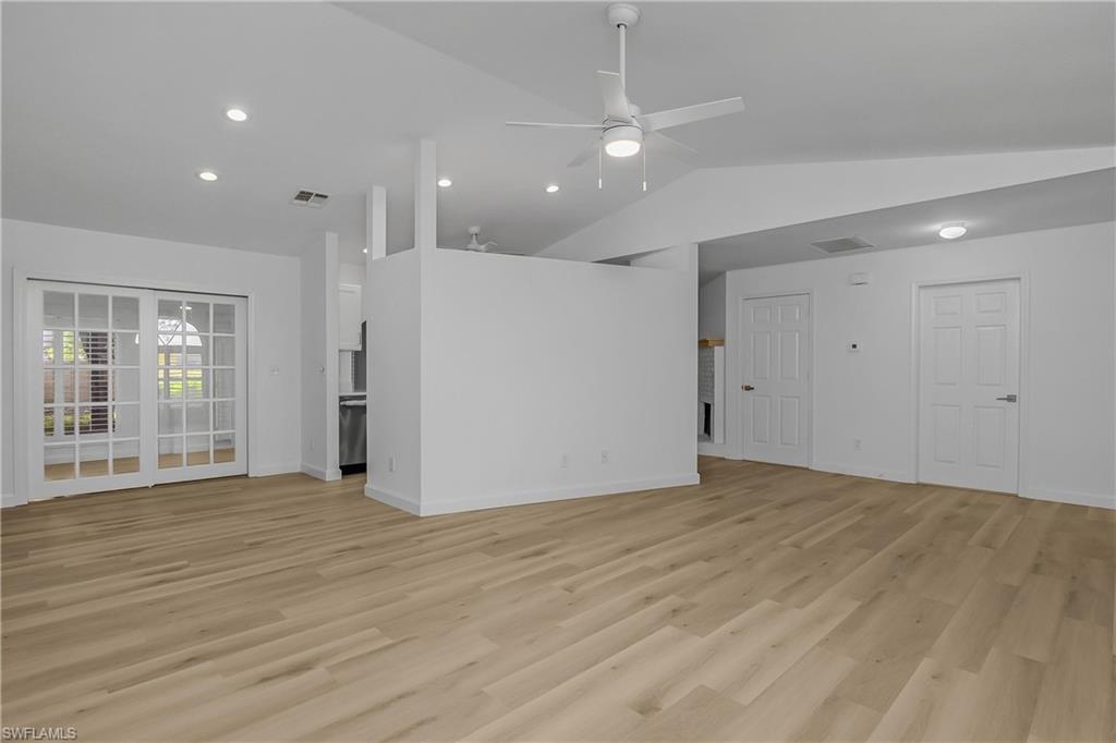 12393 Londonderry Ln Property Photo 13