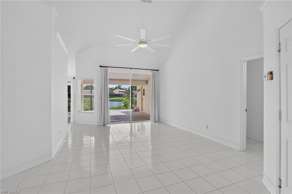 2126 Crown Pt Property Photo 6