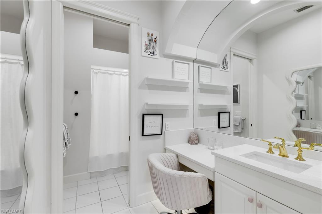 1650 Caxambas Ct Property Photo 11