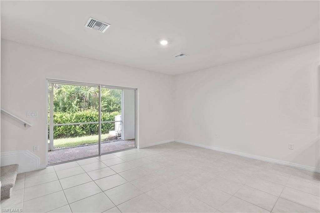15535 Wildflower Cir Property Photo 9
