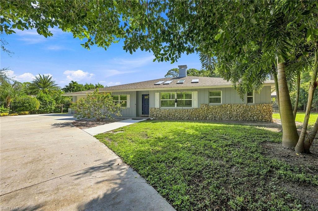 6574 Trail BLVD Property Photo 1