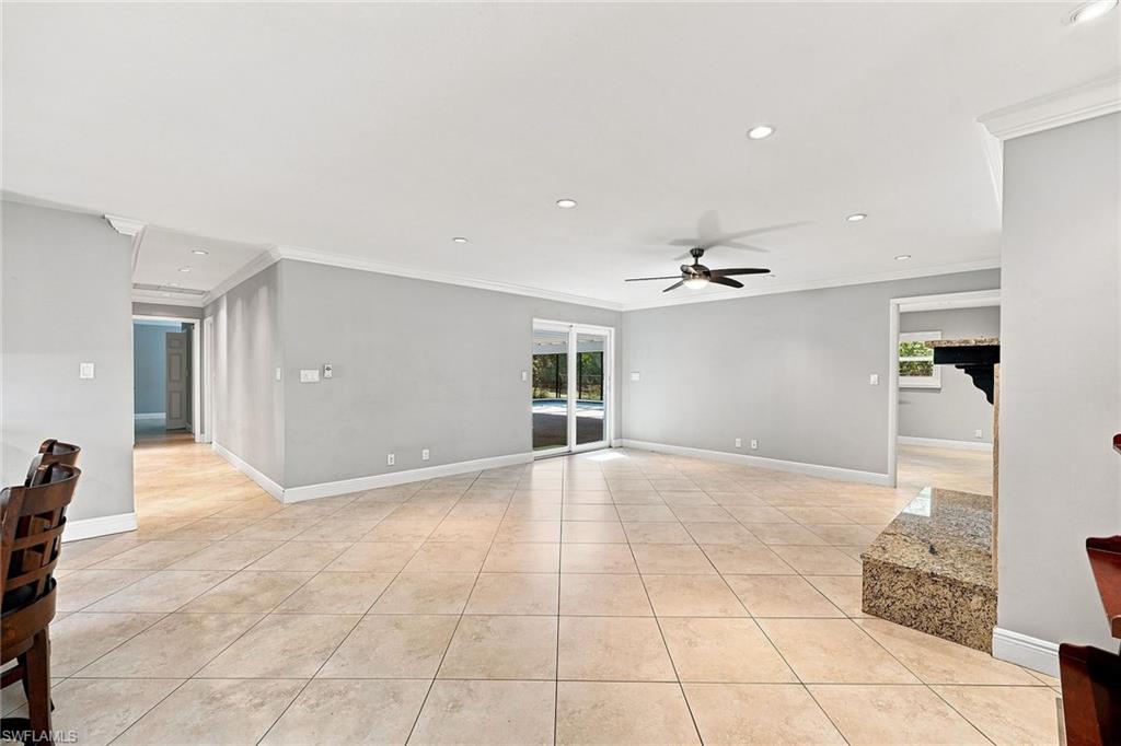 6574 Trail Blvd Property Photo 10